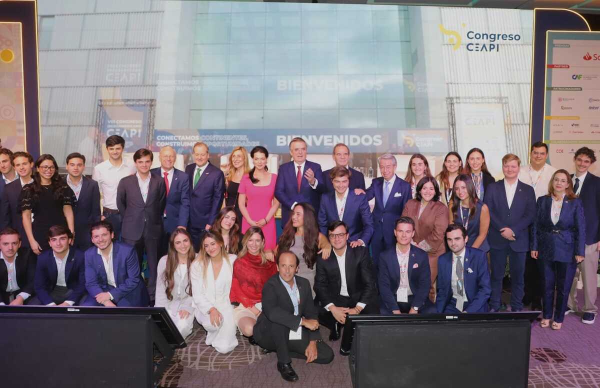 Ha crecido mucho la inversión, ya que la Unión Europea es la segunda fuente de inversión extranjera en México: Ebrard. | Foto: Javier Ríos
