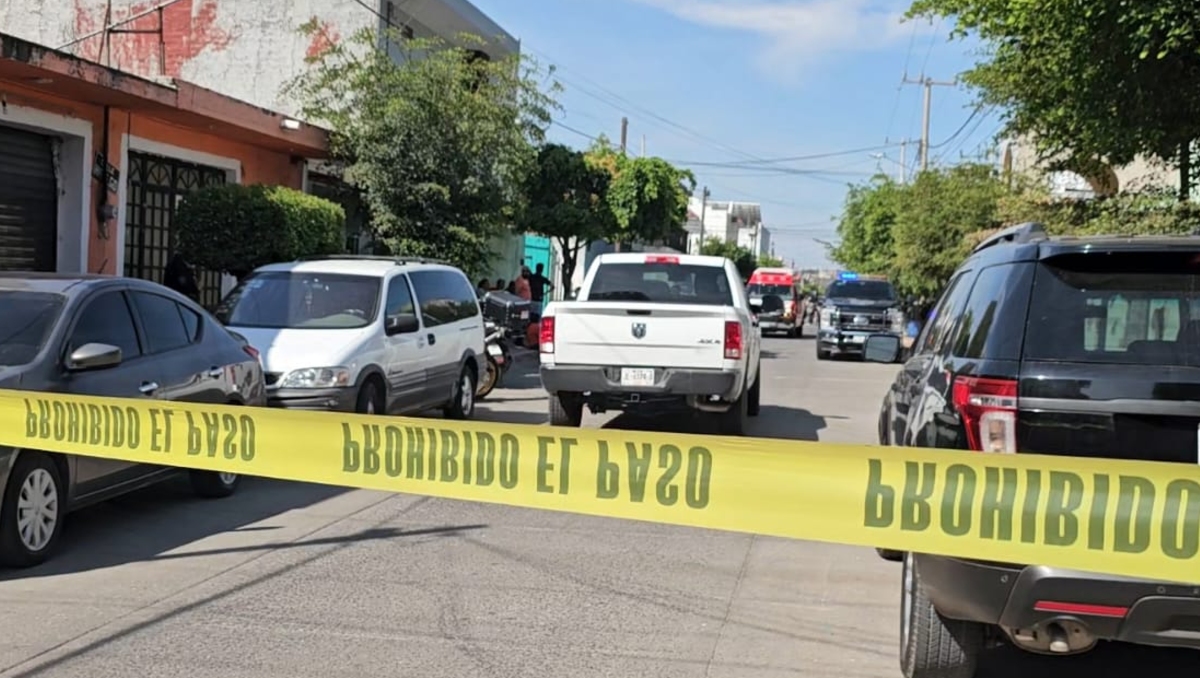 Cruz Roja Mexicana y policías estatales acudieron como respondientes ante el reporte de homicidio (Foto: Juan Carlos Munguía)