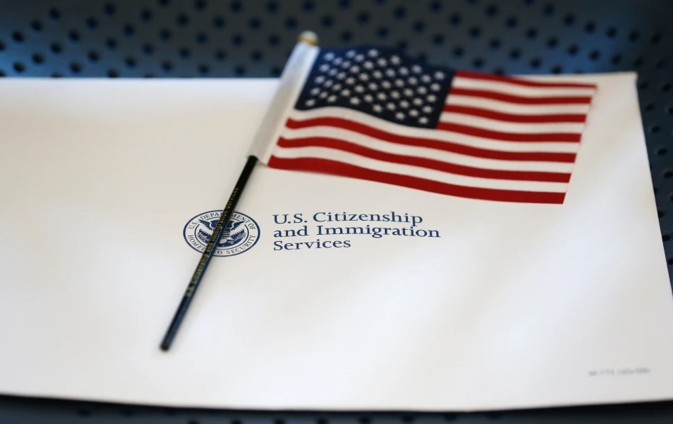 El USCIS también emitió un memorando más detallado concebido como guía para su personal. (Foto: AP)
