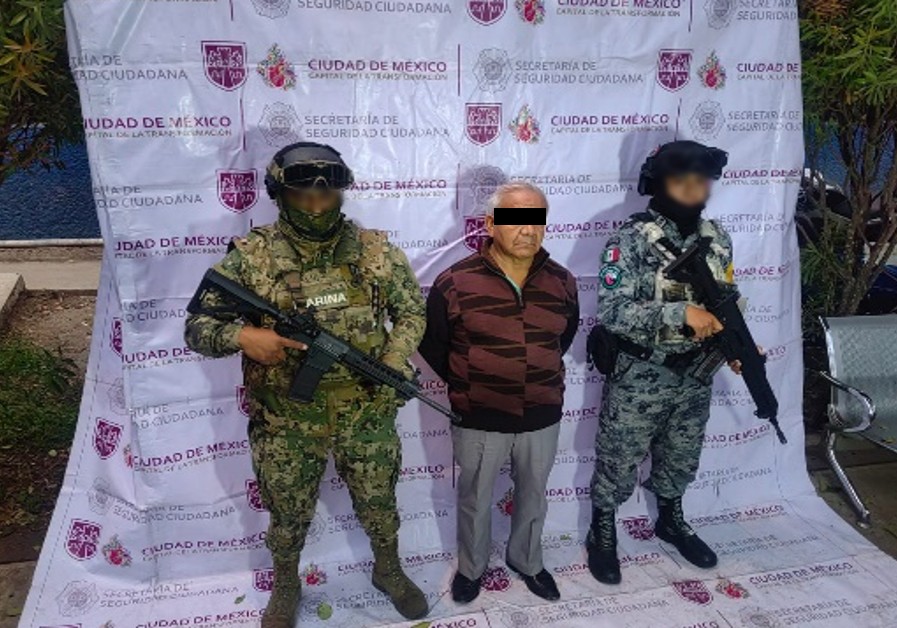 En la alcaldía Iztapalapa, catearon un inmueble donde detuvieron a cinco personas, entre ellas un menor de edad. | Especial