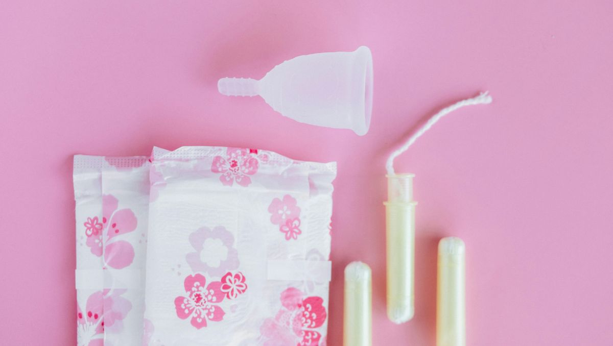 Las alumnas cuando tienen sus primera menstruación llegan a faltar a clases por la falta de información. | Pexels