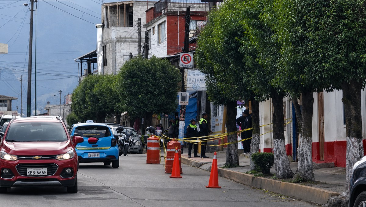 Ejecutan a hombre frente a negocio en Huauchinango | Especial