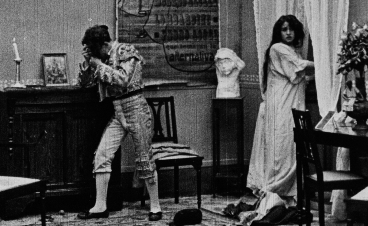 Fotograma de ‘Santa’. (Filmoteca UNAM)
