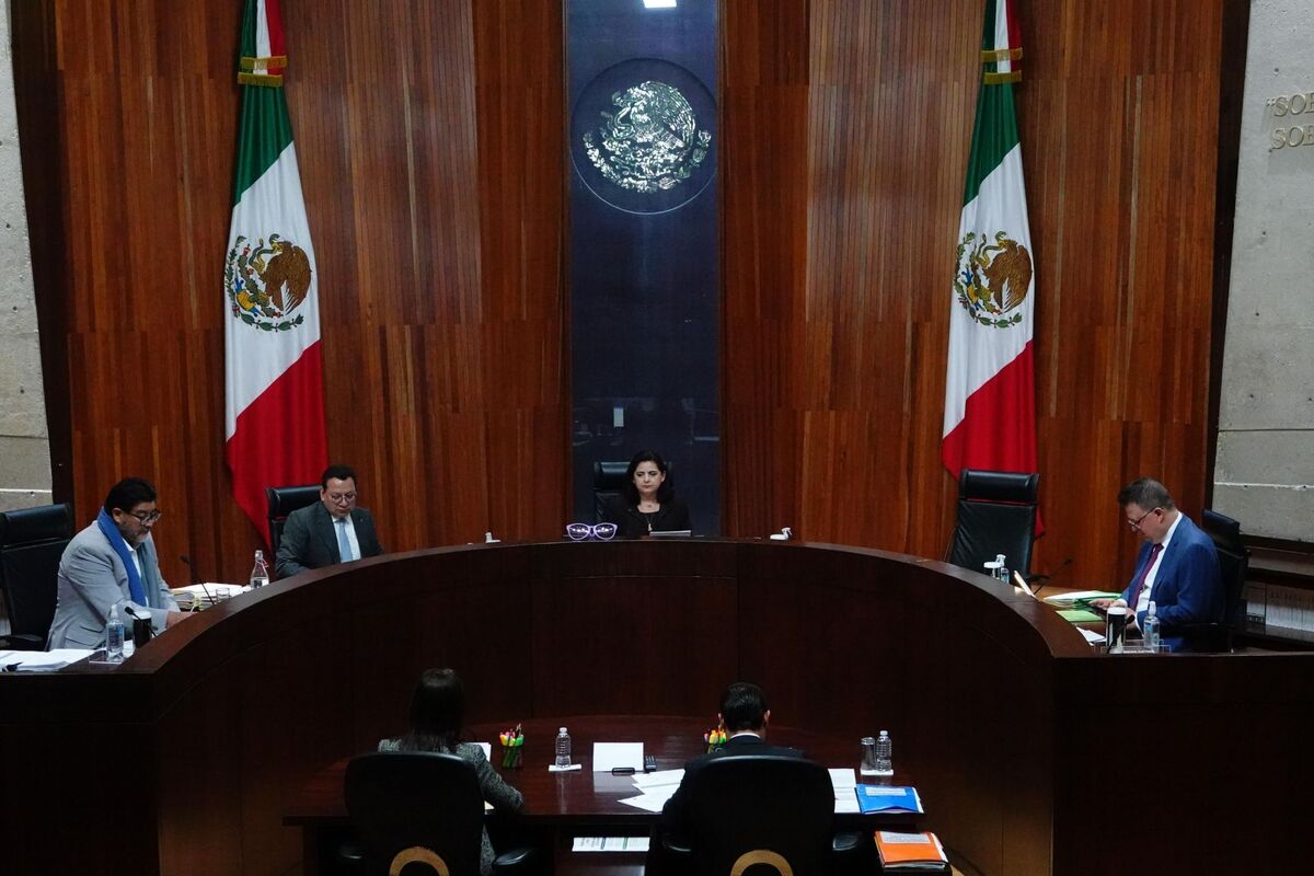 Mónica Soto, Reyes Rodríguez, Felipe de la Mata y Felipe Fuentes, con más extensiones para el cargo. | Foto: Cuartoscuro (Archivo)