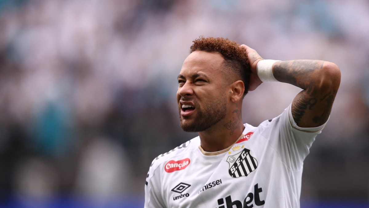 Santos defiende a sus médicos por el diagnóstico de Neymar (Reuters)