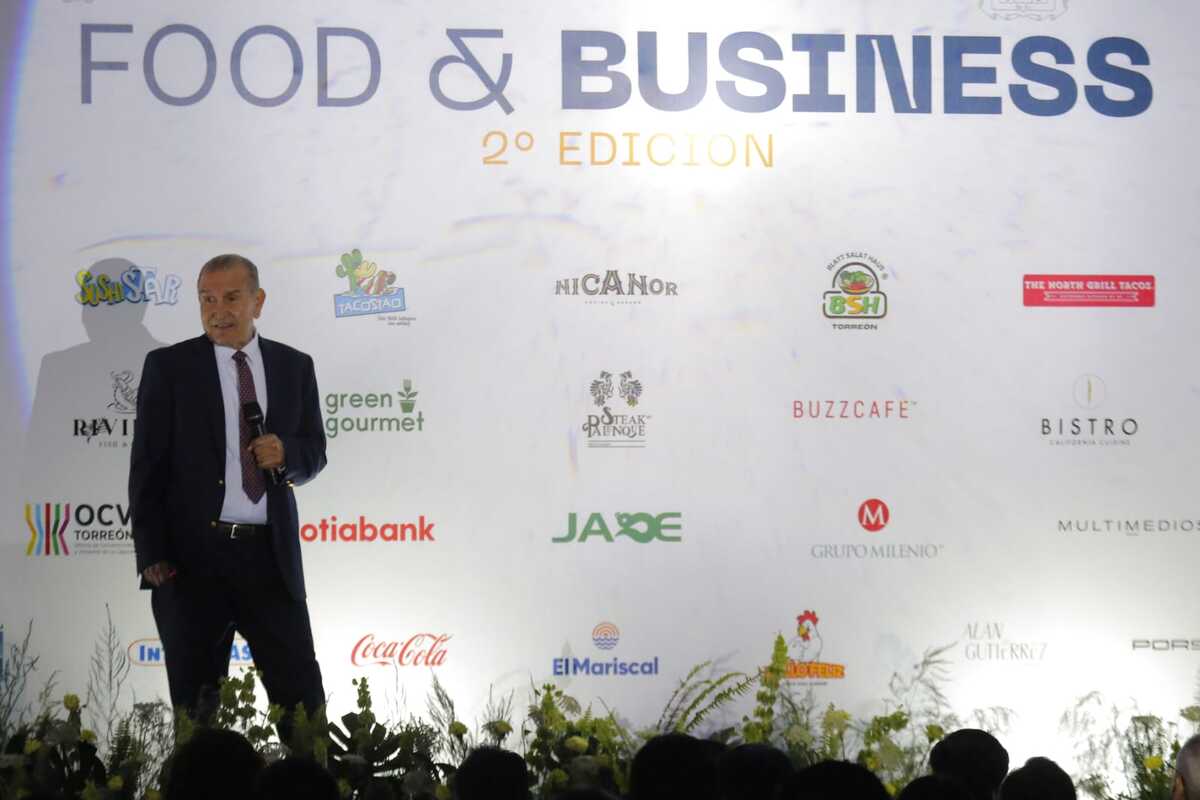 Arnoldo de la Rocha inspira con su historia en Food and Business. | Manuel Guadarrama.