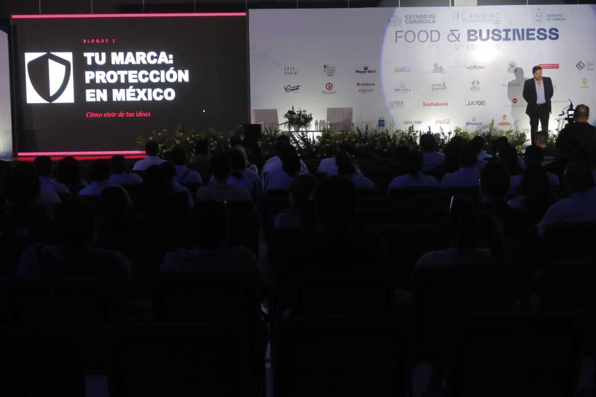 Experto destaca registro de marca e IA en Food and Business | Manuel Guadarrama.