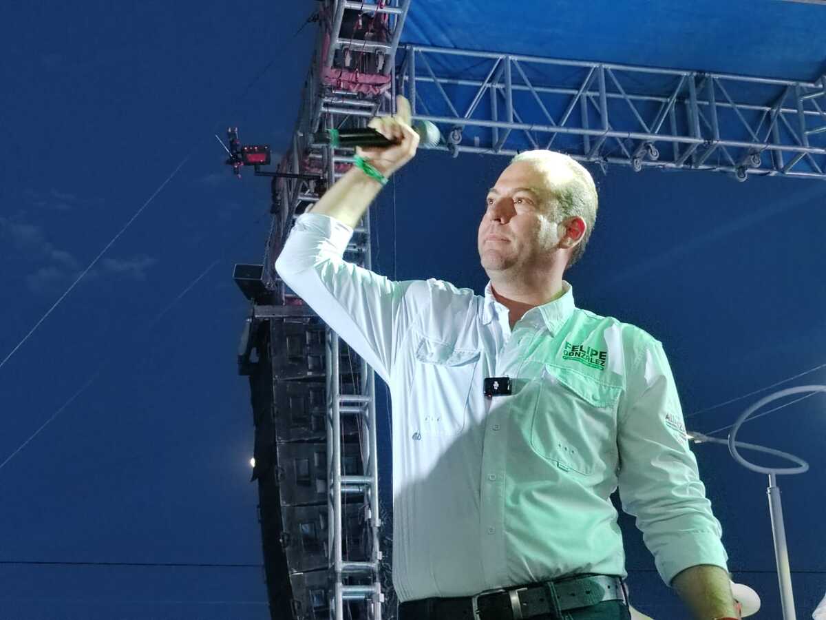 En Torreón, Felipe González cierra campaña en Línea Verde. | Alejandro Castañeda.