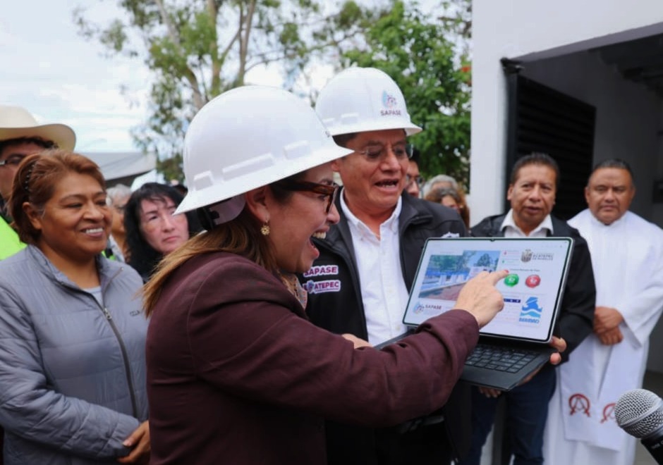 Azucena Cisneros encabezó la inauguración del pozo Suterm. | Foto: Especial