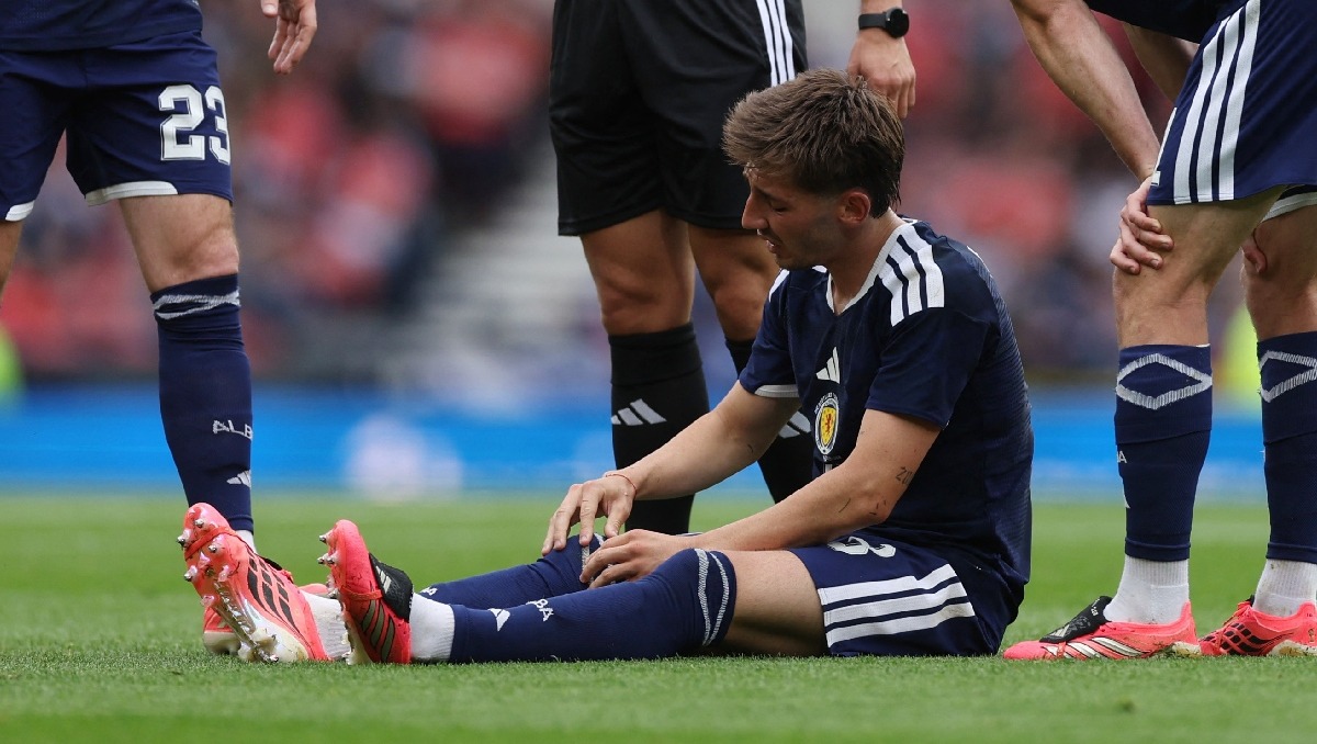 Billy Gilmour se perderá la Copa del Mundo con Escocia por lesión (Reuters)