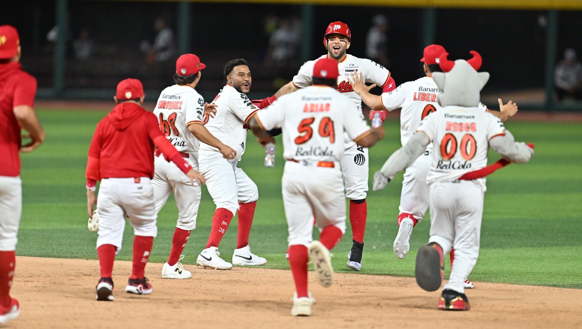 Diablos Rojos remonta a Conspiradores para llevarse la serie (Cortesía)