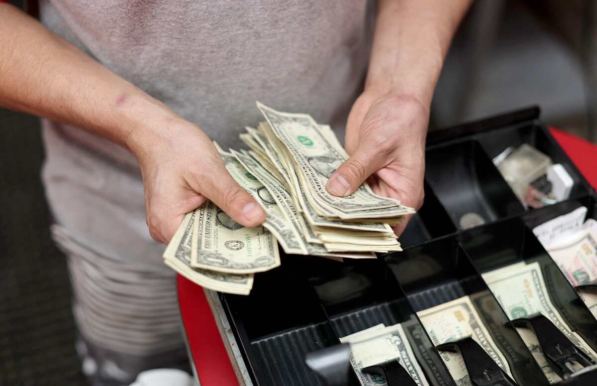 La hawala funciona con una premisa simple: el dinero nunca cruza fronteras; lo que viaja es la confianza entre intermediarios | Getty Images