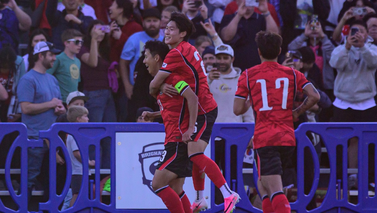 Heung-Min Son y Gue-sung Cho marcaron doblete en triunfo de Corea del Sur sobre Trinidad y Tobago (AP)