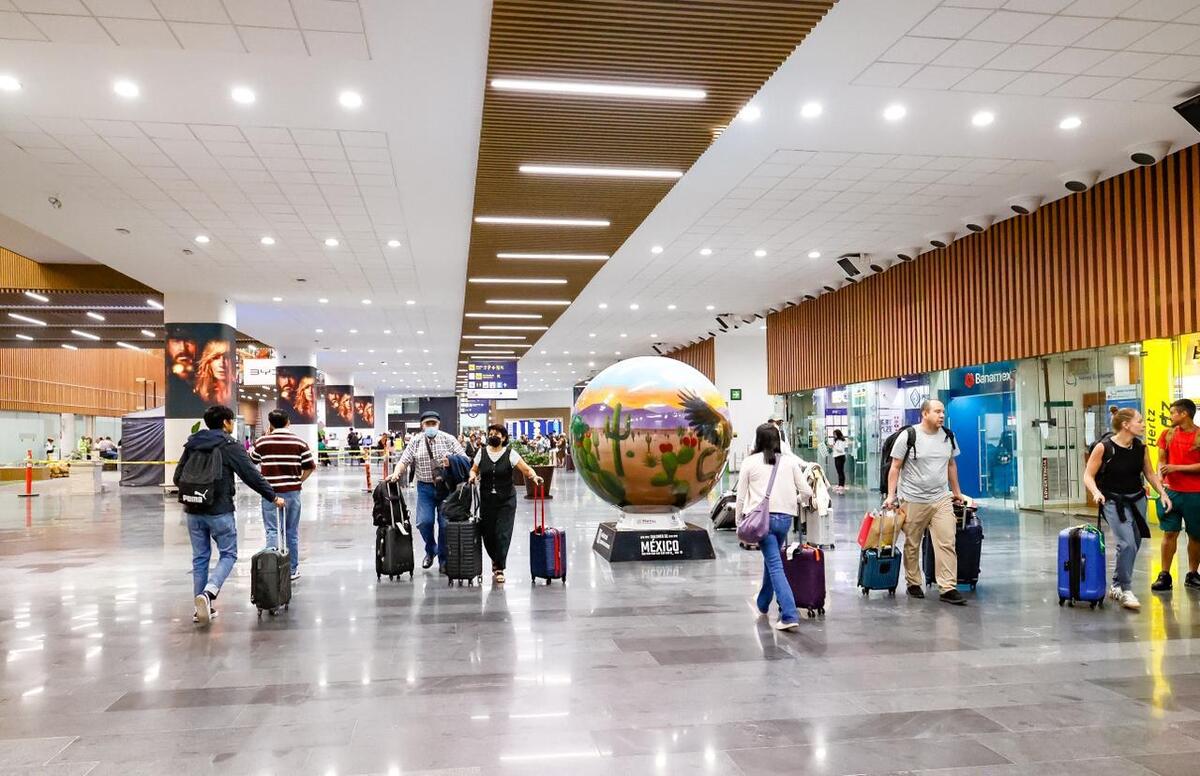 AICM, tercer aeropuerto más puntual del mundo en plena modernización | Especial