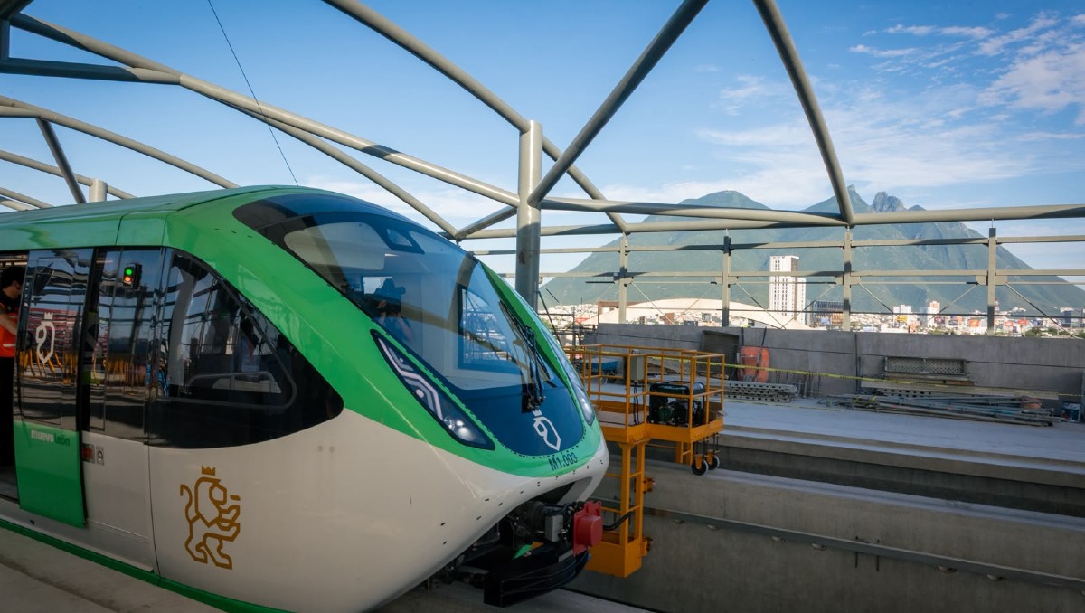 Este domingo se llevó a cabo una prueba en el Monorriel en la estación Churubusco. Foto: Especial
