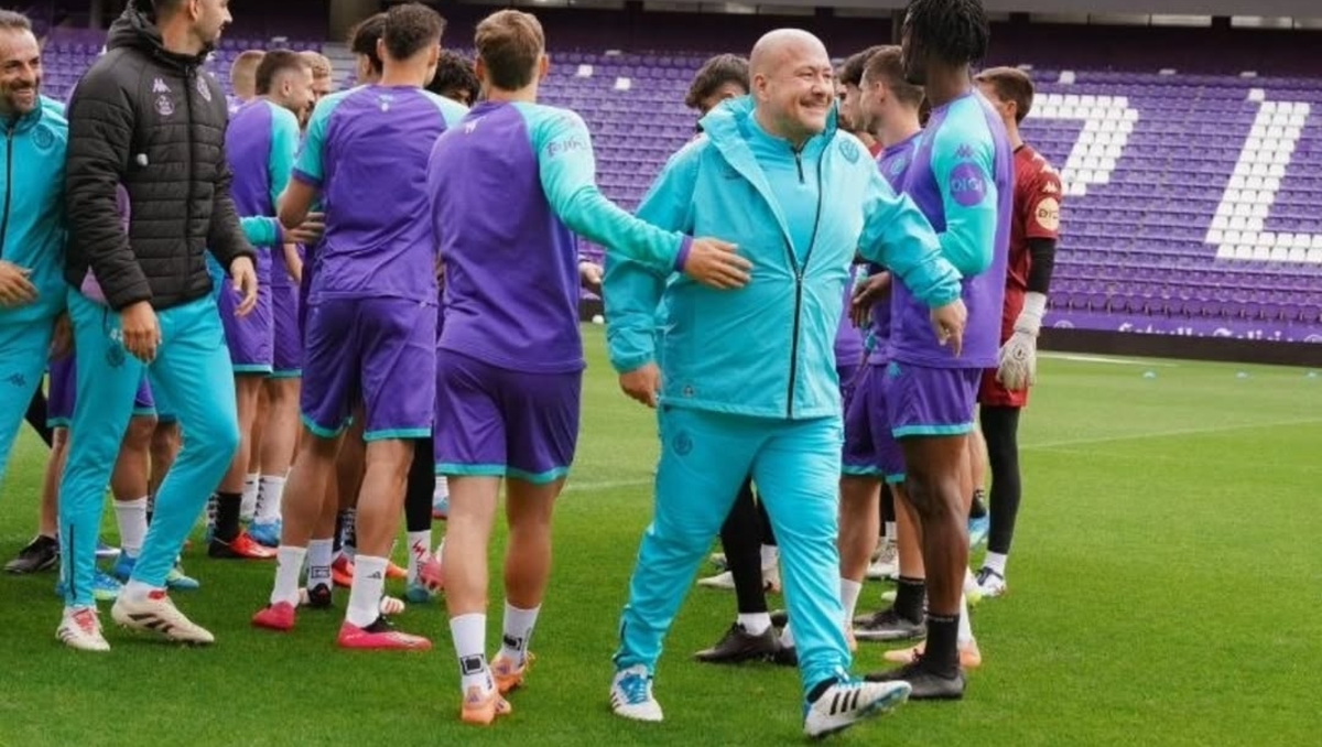 El jalisciense dejará el futbol español, pero no descarta otro reto en el ámbito deportivo (Foto: Instagram @enriquealfaror)