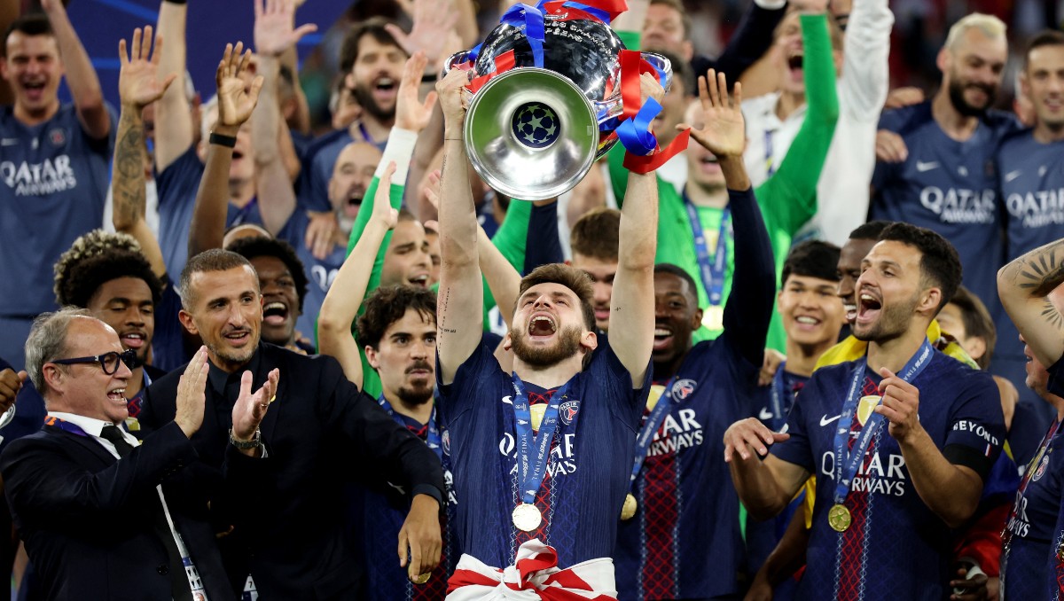 Khvicha Kvaratskhelia ha sido designado mejor jugador de la temporada 2025-2026 de la Champions League (Reuters)