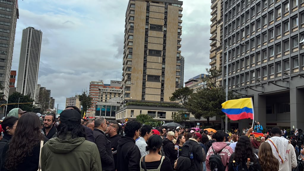 El uribismo quedó fuera de la contienda, lo que marca un hecho histórico en la democracia colombiana | Estefanía Veloz