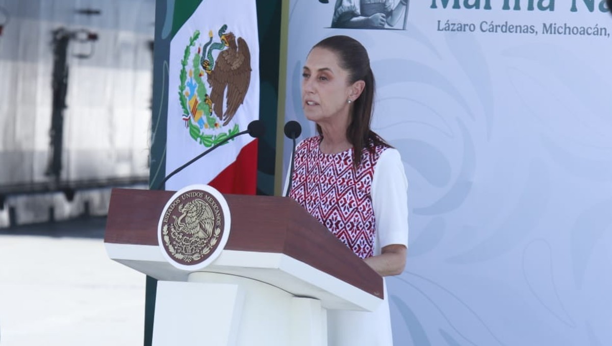 Claudia Sheinbaum en el Día de la Marina Nacional. | Foto: Juan Carlos Bautista