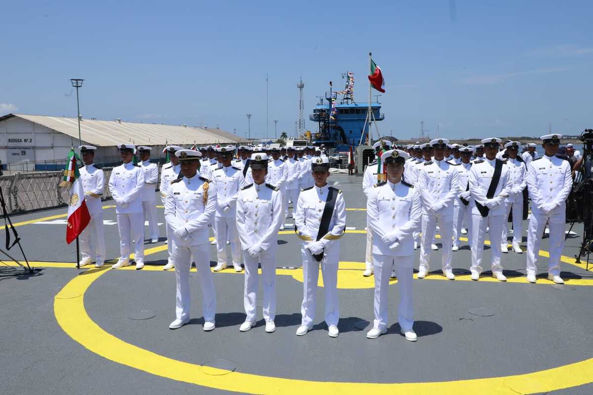“La Marina protege nuestras costas, auxilia a la gente, y siempre está presente", expresó Salgado Pineda. | Juan Carlos Bautista