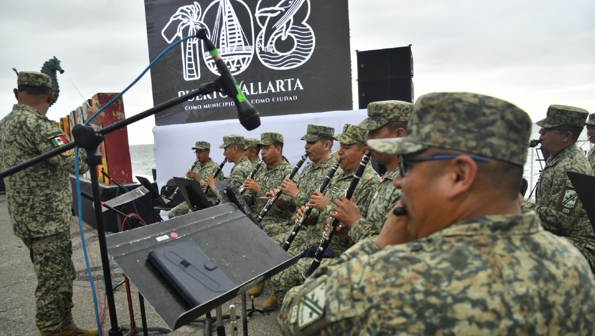 Puerto Vallarta celebró su aniversario con la asistencia de la FAM (Especial)