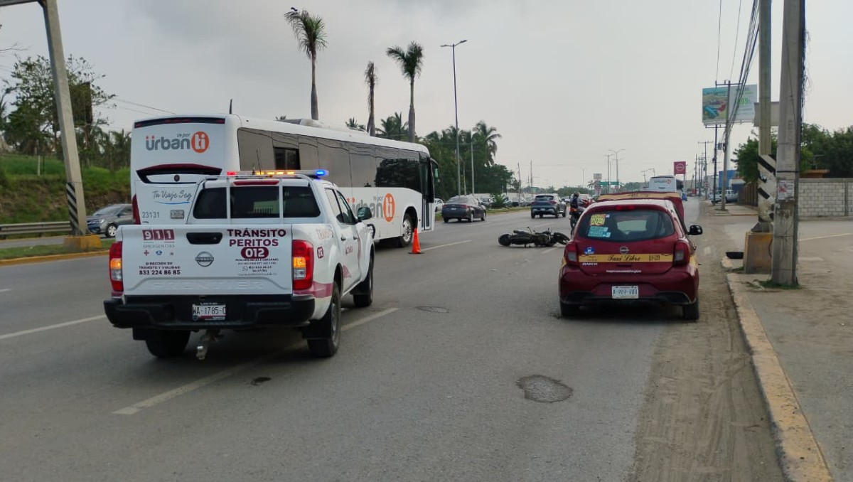 Motociclista termina convulsionando tras fuerte choque en Altamira; responsable escapó