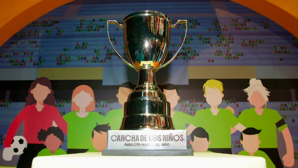 Presentan la exposición 'Cancha de los Niños', para vivir el futbol desde distintas perspectivas (Ariel Ojeda / Milenio Diario)