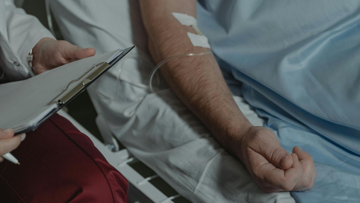 El adulto mayor originario del Ejido Los Álamos en Linares ya fue dado de alta del hospital. | Pexels