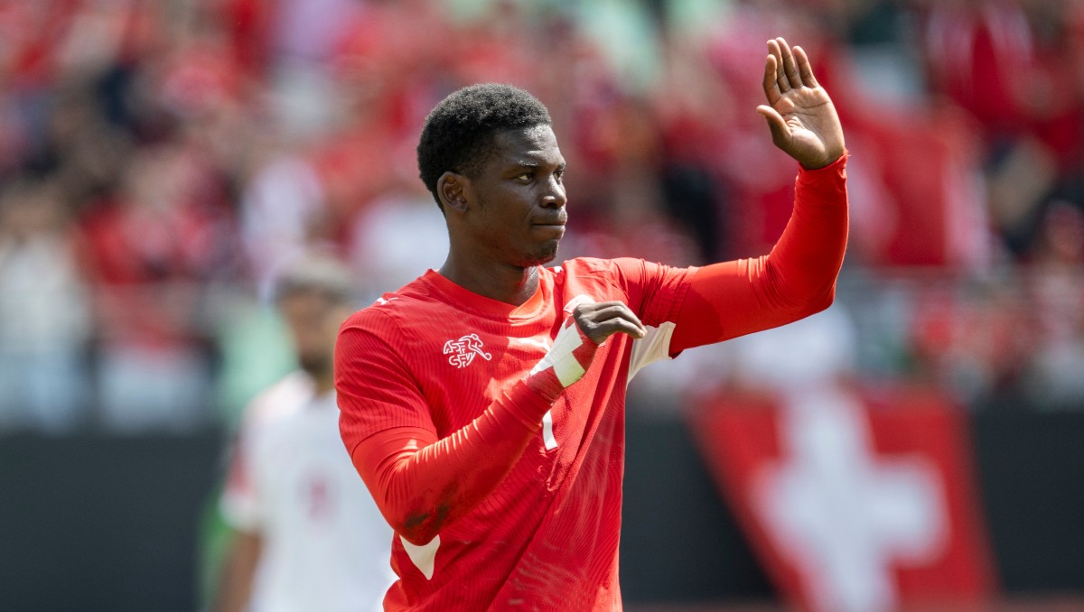 Breel Embolo acude a embajada de EU por visa urgente del Mundial tras veto de viaje (AP)