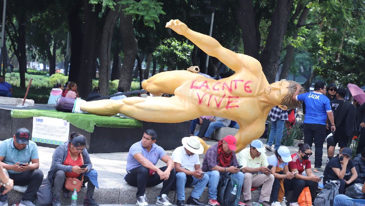 La CNTE amenaza con boicotear el Mundial 2026 si el gobierno no atiende sus demandas. | Foto: Javier Ríos