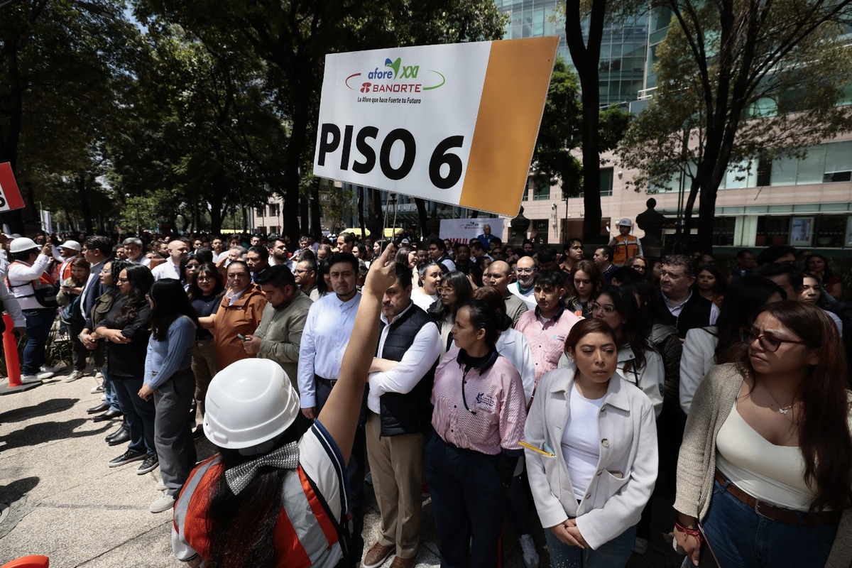 El movimiento telúrico se registró a las 15:38:51 horas. (Foto: EFE)