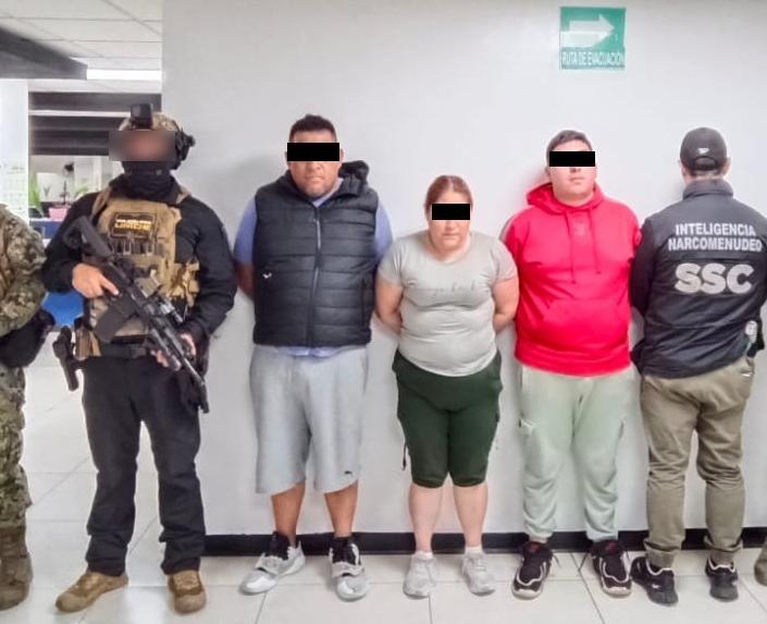 Junto a El Popeye, también detuvieron a una mujer y una joven de 20 años de edad.