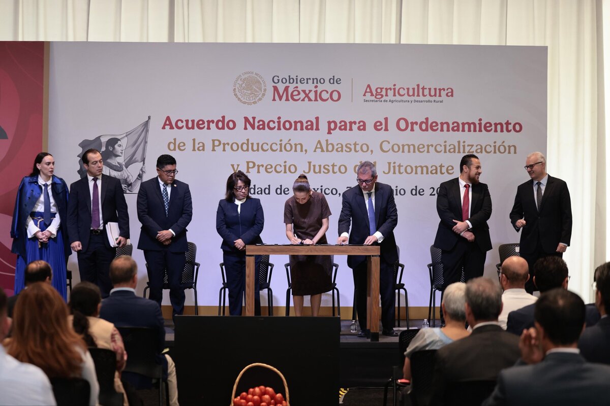 El acuerdo signado también tiene el objetivo de garantizar la producción de jitomate. (Foto: especial)