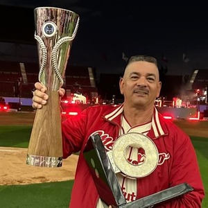Diablos Rojos hizo oficial el despido del coach de pitcheo Roberto Espinoza, debido a incumplimiento de políticas internas del club.