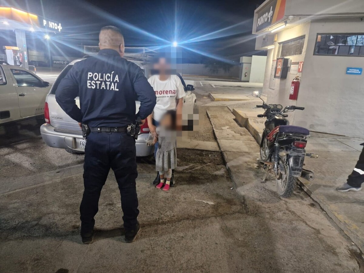 La joven aseguró que fue agredida por su pareja sentimental antes de ser dejada junto a la menor en el kilómetro 40.| Especial.