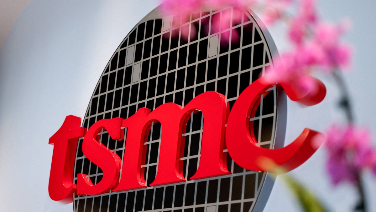 Logo de Taiwan Semiconductor Manufacturing Company se exhibe en el Museo de Innovación de TSMC en Hsinchu, Taiwán. Abril de 2026. | Foto: Reuters