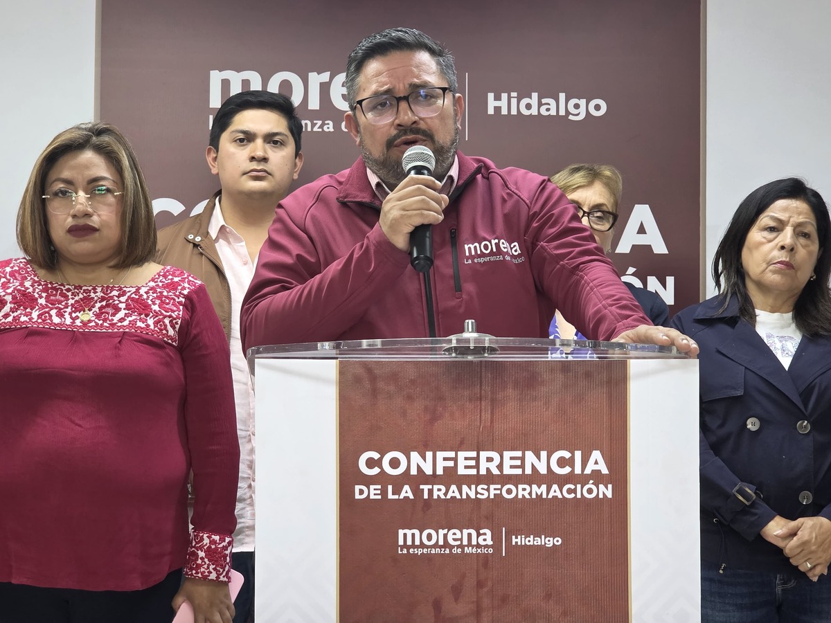 Marco Rico presidente de Morena Hidalgo en conferencia de prensa. (Jorge Sánchez)
