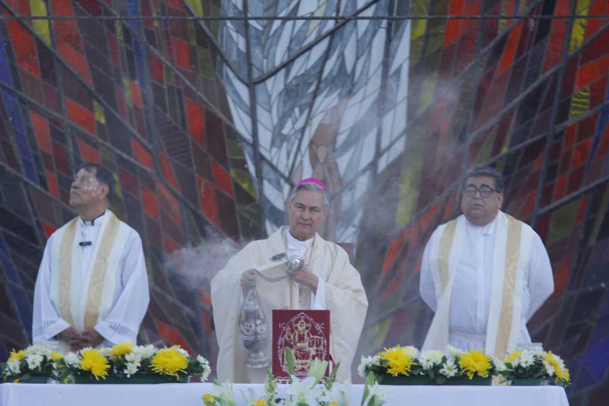 La solemnidad se hizo presente en el Centro de Evangelización Saulo. | Manuel Guadarrama