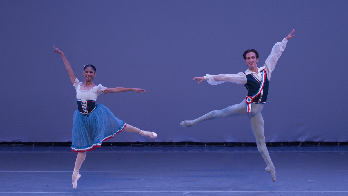 La velada dedicada a la danza se llevó a cabo en la Sala Chopin de la Escuela Superior. Foto: Especial