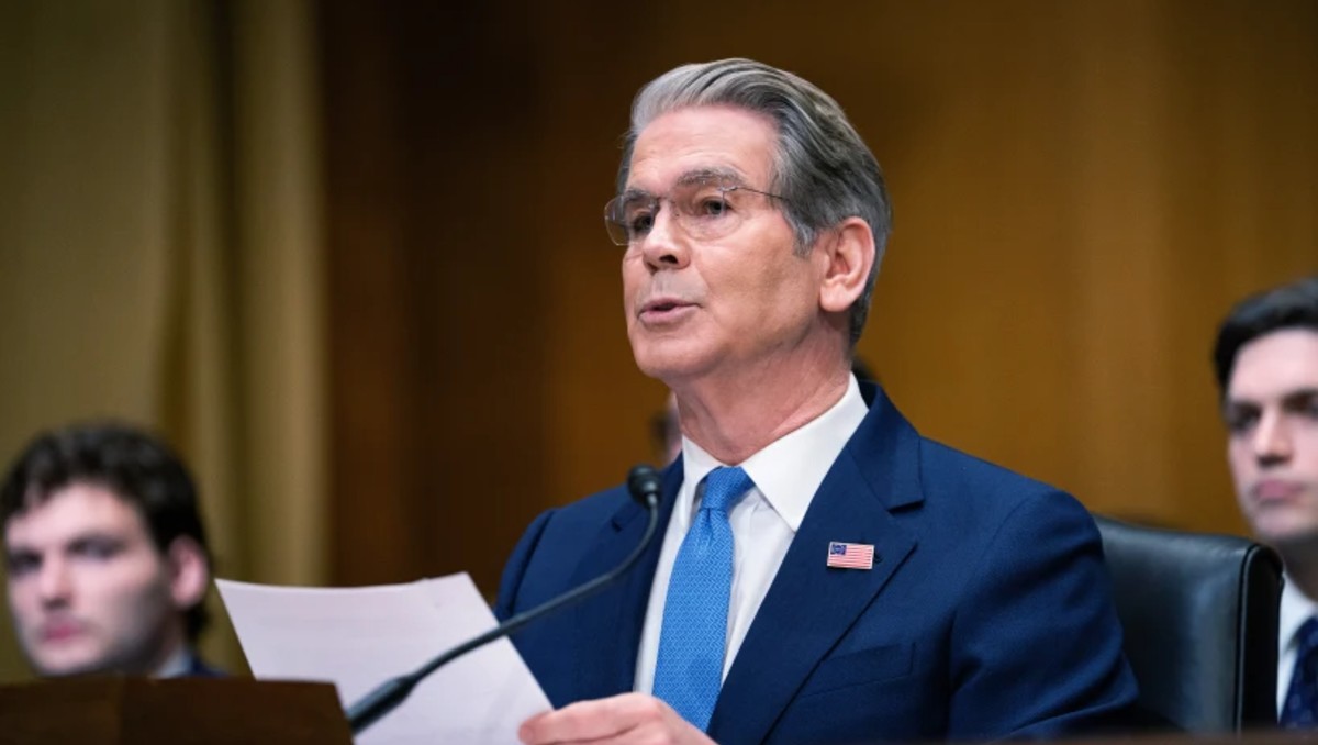 El secretario del Tesoro de EU , Scott Bessent, testificó en el Congreso en Washington. | Foto: AP