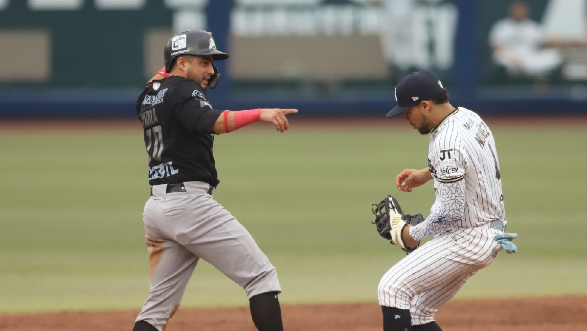 Acereros de Monclova vencen a Sultanes de Monterrey y aseguran la serie en LMB (Roberto Alanís)
