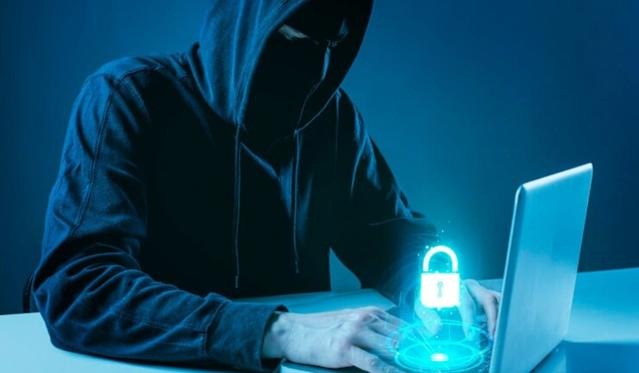 El fraude digital para las empresas y se ha tomado una estructura similar a la del crimen organizado y clonó su eficiencia corporativa. Especial