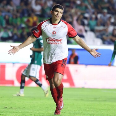 Chivas llegó a un acuerdo con los Xolos de Tijuana para cerrar el fichaje de Kevin Castañeda para el torneo Apertura 2026 de la Liga MX.