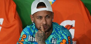 El delantero del Santos, Neymar podría retirarse de la Selección de Brasil tras el Mundial 2026.