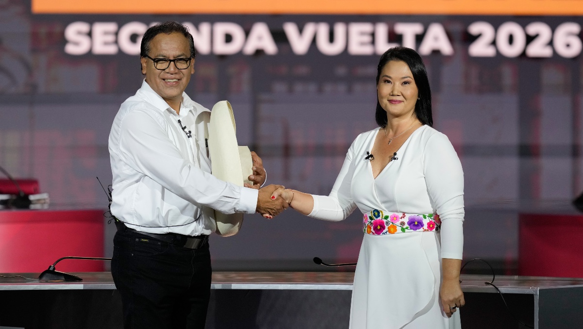 Los aspirantes a la presidencia de Perú Keiko Fujimori y Roberto Sánchez. | AP