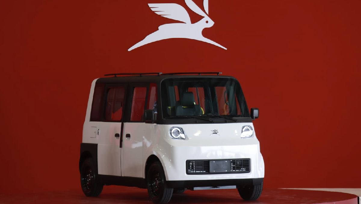 Claudia Sheinbaum estrena auto Olinia, disponible a partir de 2027. Foto: Especial