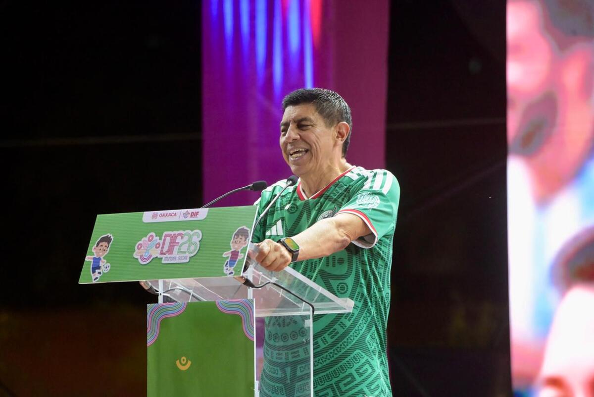 Salomón Jara Cruz inauguró la etapa estatal del Mundialito Primavera Oaxaqueña 2026. | Especial