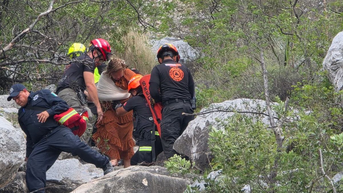 La senderista resultó con un probable esguince en el brazo derecho. | Especial