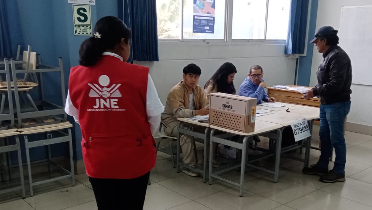 En esta segunda vuelta de las elecciones presidenciales se enfrentan Keiko Fujimori y Roberto Sánchez. | AFP