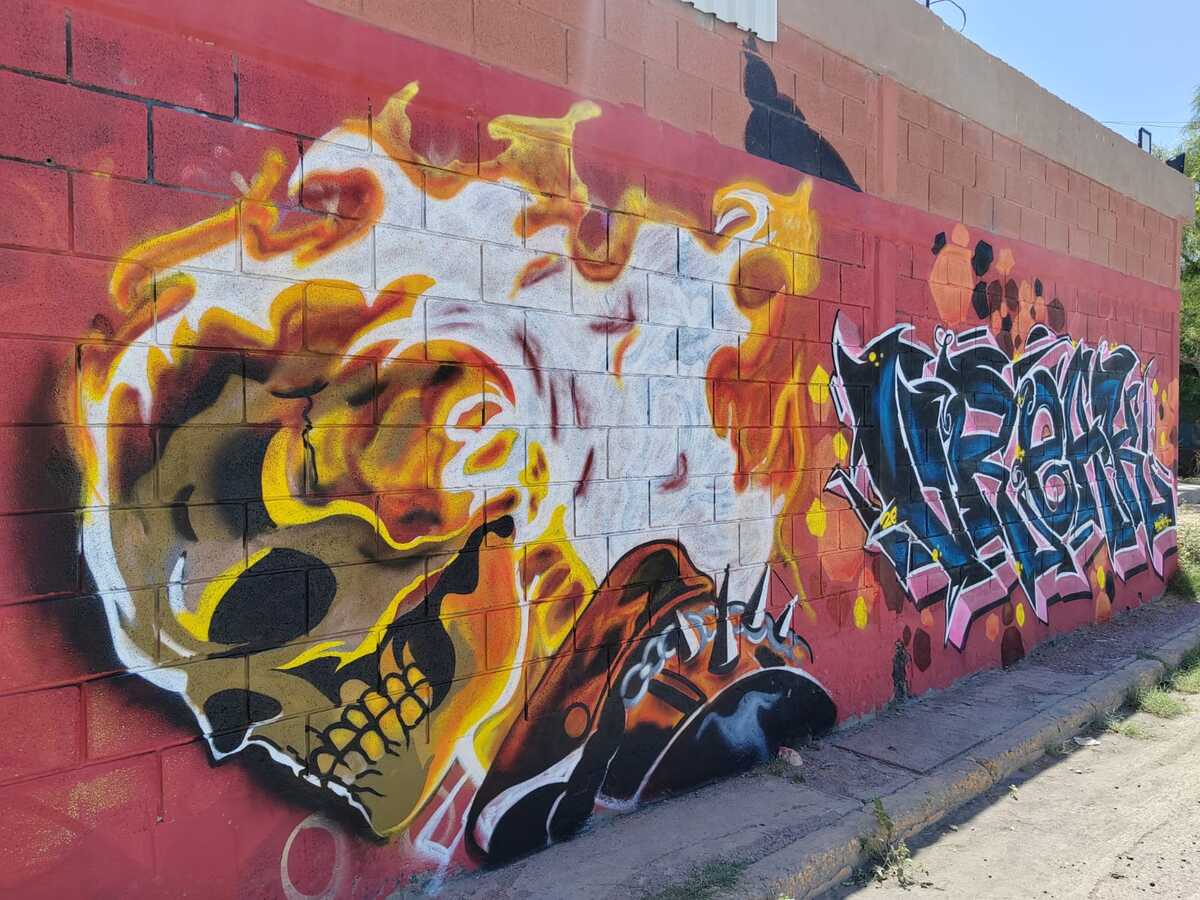 Arte urbano transforma estación de Bomberos en Torreón.| Alejandro Castañeda.